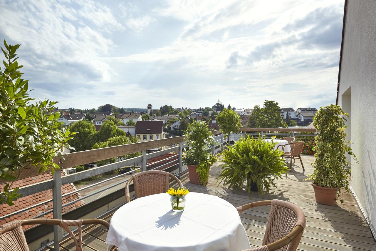 Hotel Goll Pforzheim-Niefern Екстериор снимка