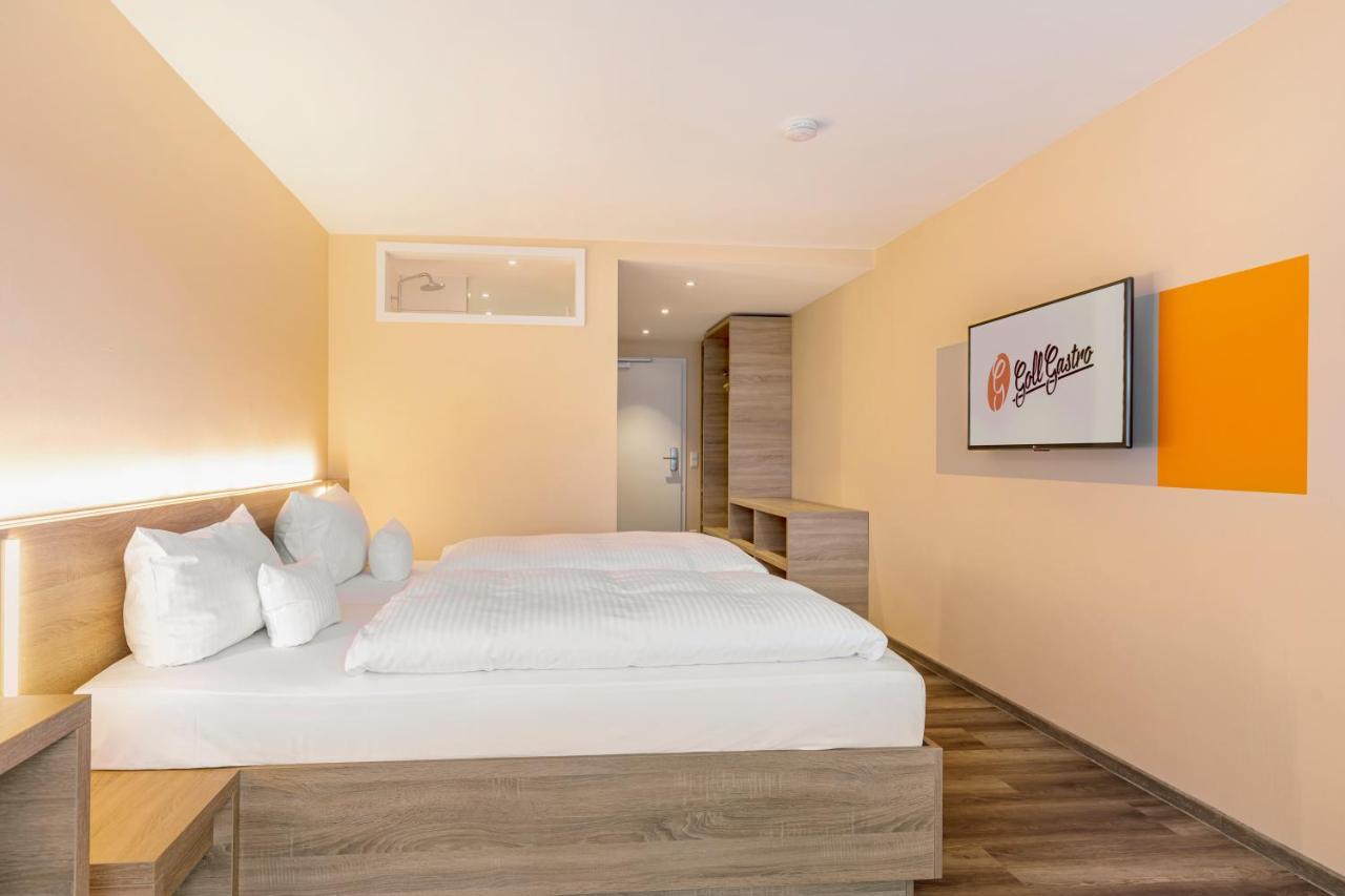 Hotel Goll Pforzheim-Niefern Екстериор снимка